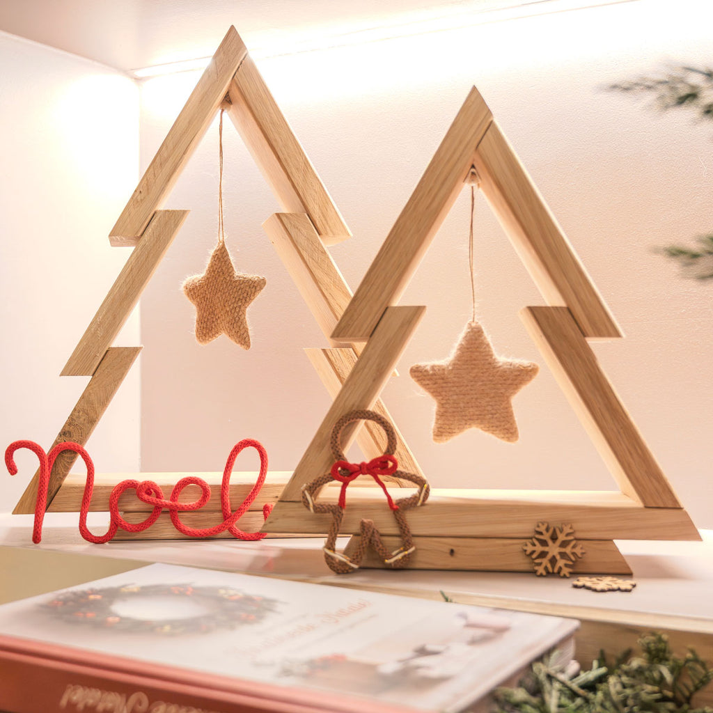 Albero di Natale in legno personalizzabile  con scritta fatto a mano in Italia