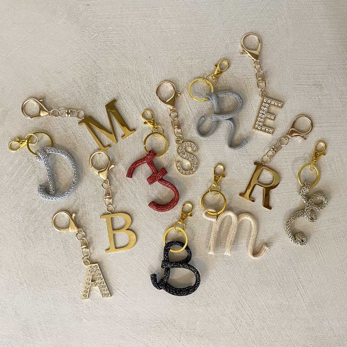 Ciondoli charm portachiavi iniziale