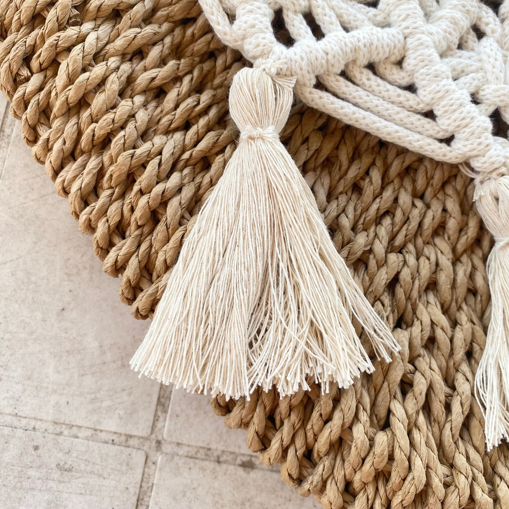 Borsa in paglia e macramè Boho con frange