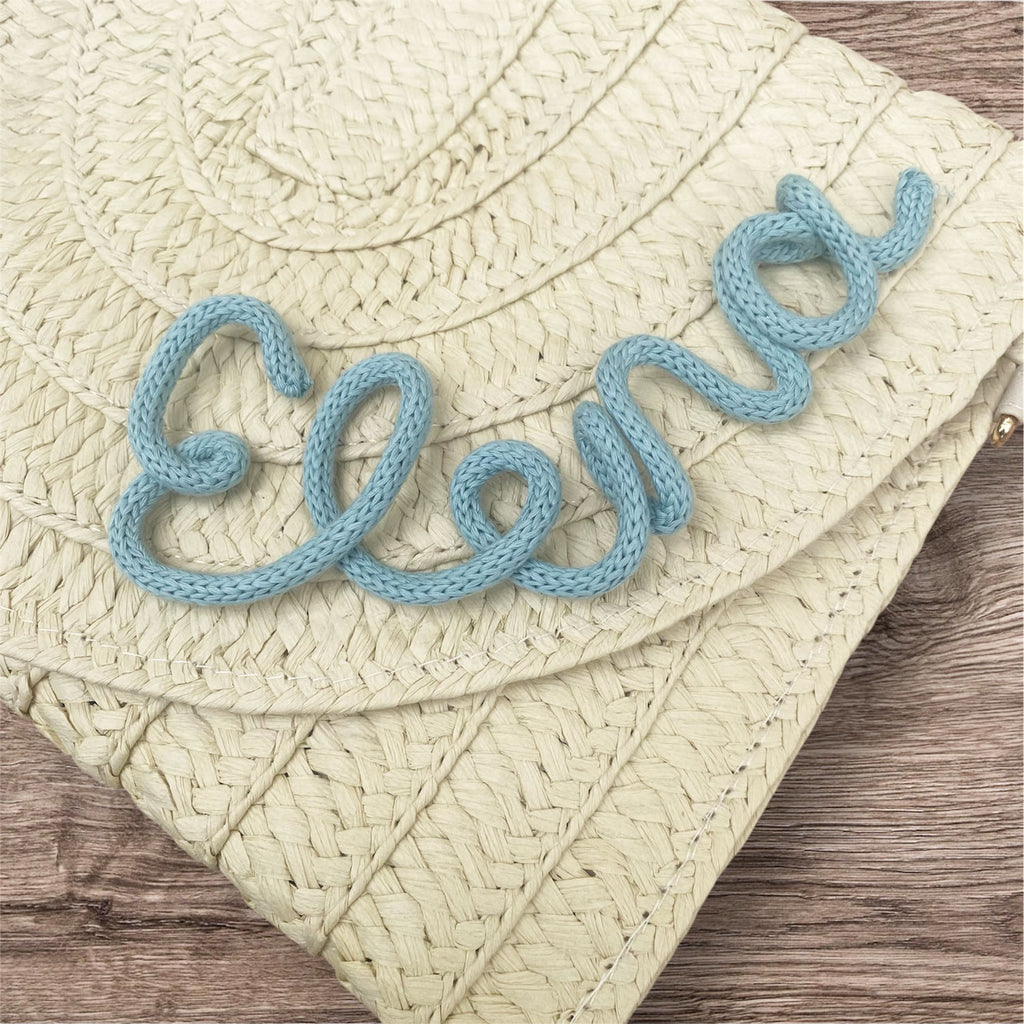 Pochette in paglia panna con nome personalizzato