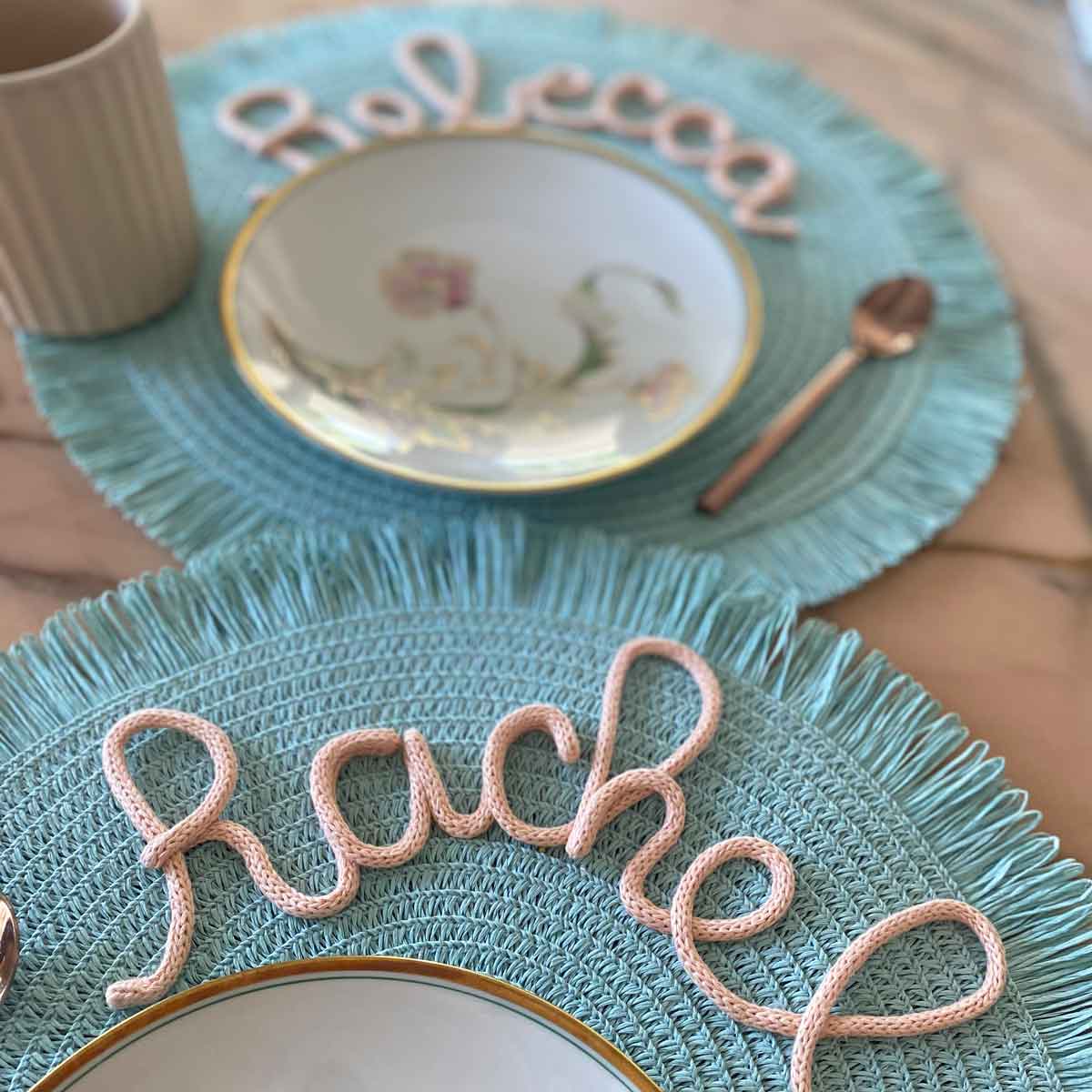 Tovaglietta personalizzata con nome turchese con frange