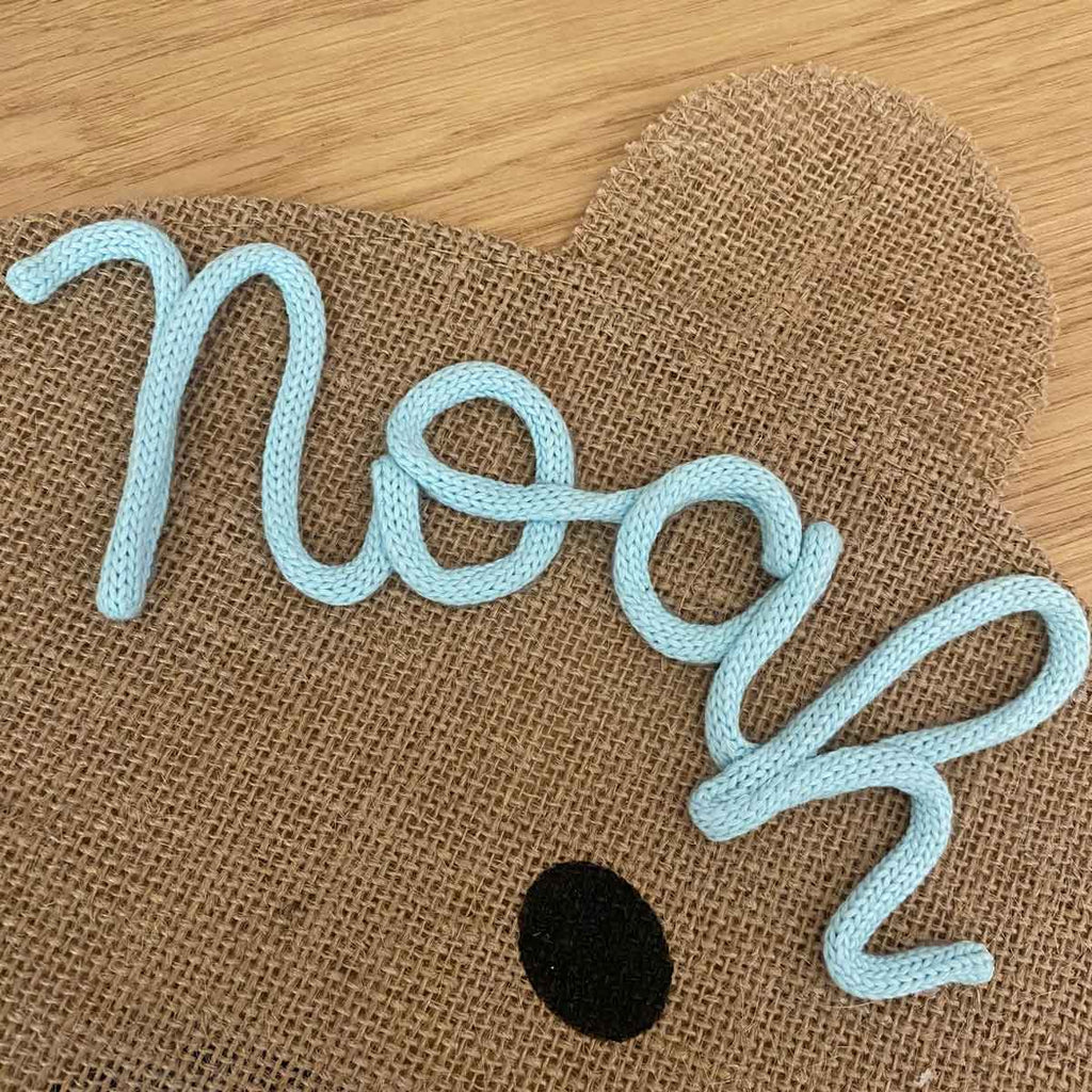 Tovaglietta personalizzata con nome per bambini a forma di orsetto