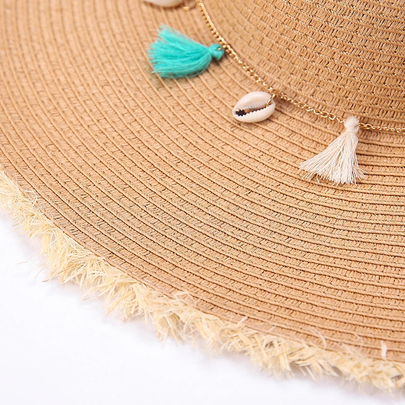 Cappello in paglia con conchiglie con scritta personalizzata