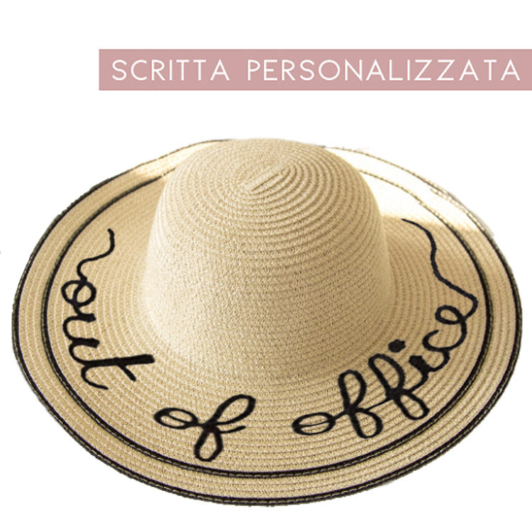 Cappello in paglia con scritta personalizzata