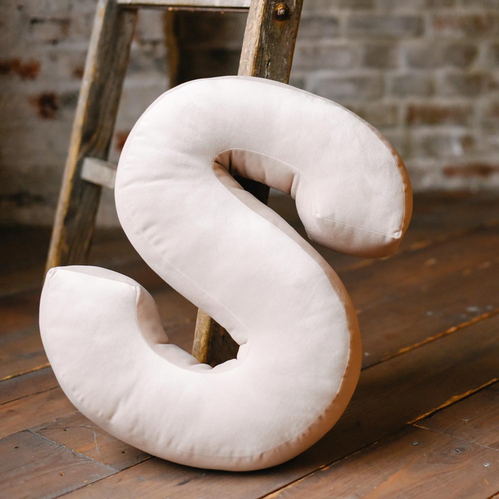 Cuscino Personalizzato a Forma di Lettera Alfabeto Iniziale