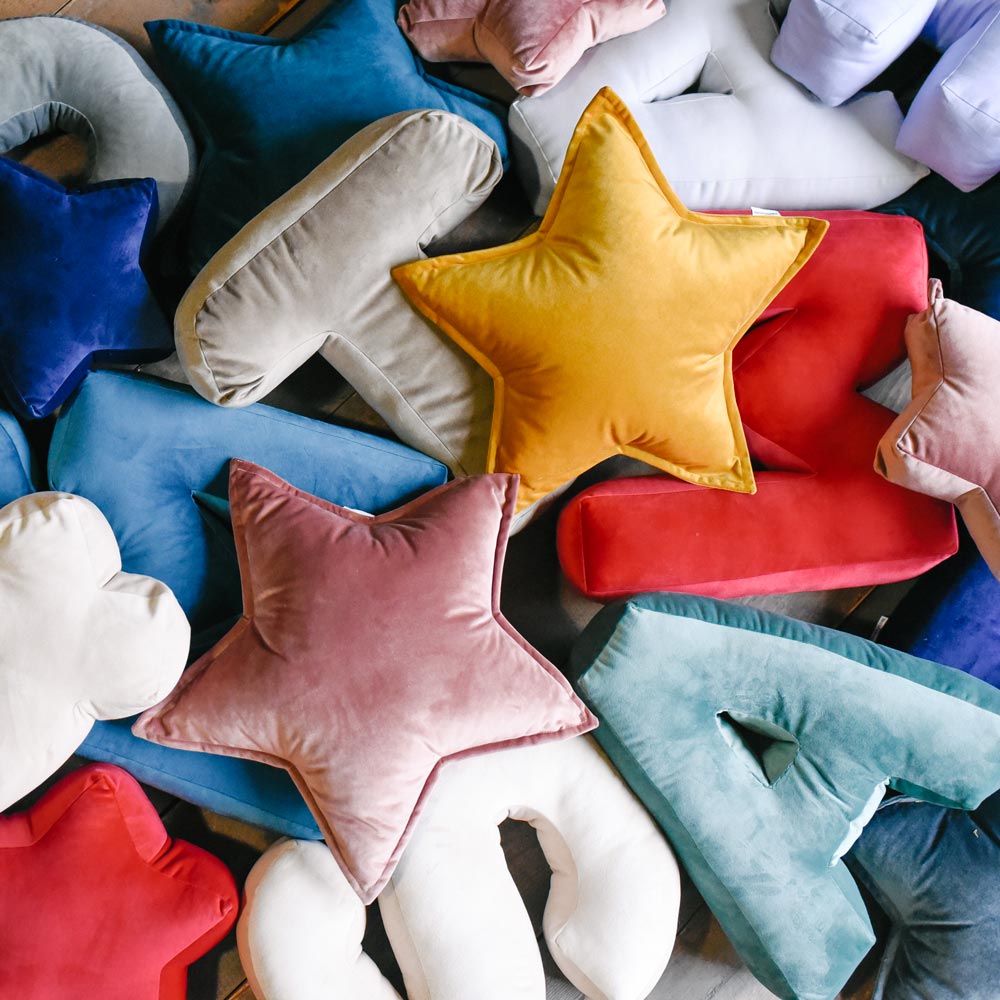 Cuscino Stella Velluto giallo senape