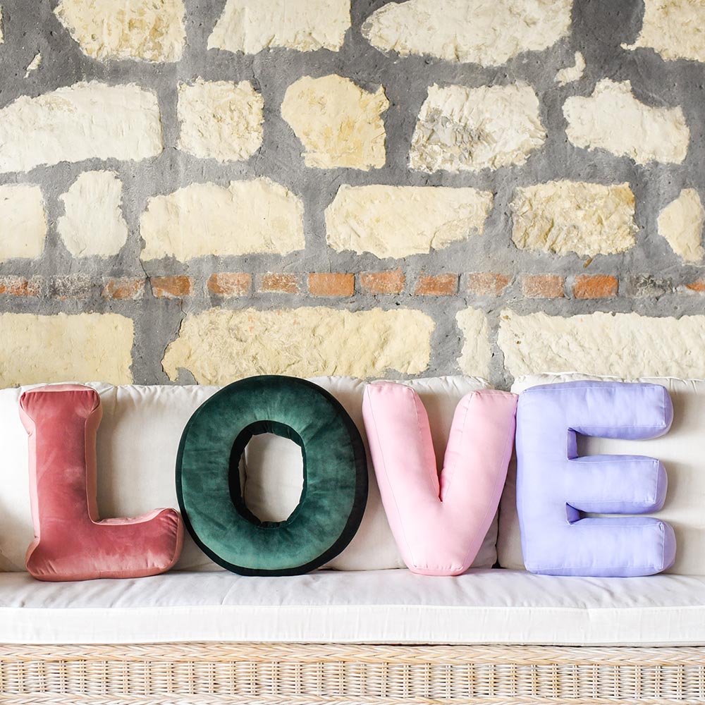 Cuscino Lettera a Scelta in Velluto Malva