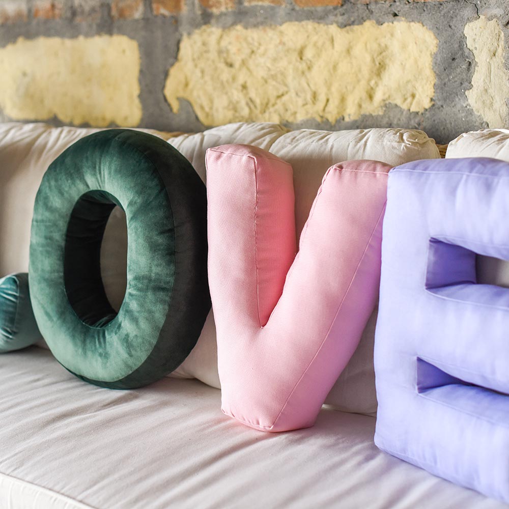 Cuscino Personalizzato Lettera Alfabeto Iniziale Cotone Rosa