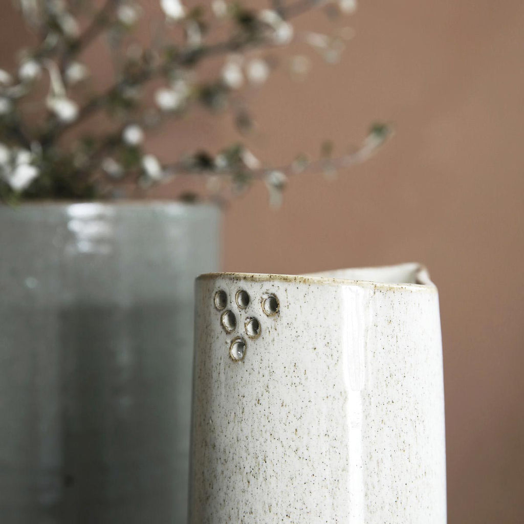 House Doctor caraffa Ivy in gres color sabbia