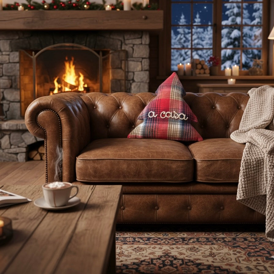 Cuscino a forma di Albero di Natale in tessuto tartan con scritta personalizzabile