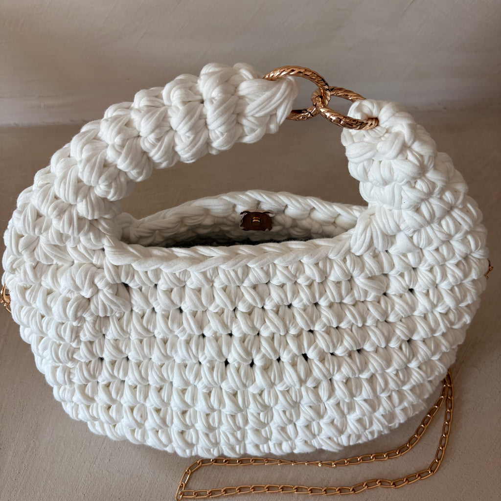 Hobo bag all'uncinetto panna