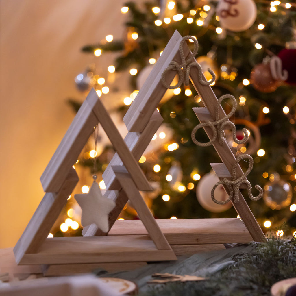 Albero di Natale in legno personalizzabile  con scritta fatto a mano in Italia