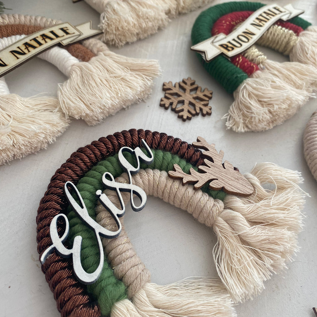 Addobbo albero Natale Arcobaleno Macramè con Nome Personalizzato