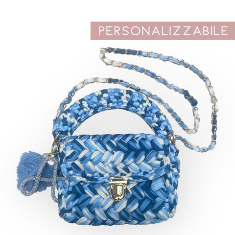 Borsa in fettuccia personalizzata con ciondolo iniziale Odette multicolor blu