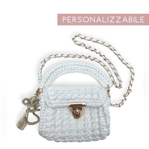 Borsa personalizzata con ciondolo iniziale in fettuccia bianca