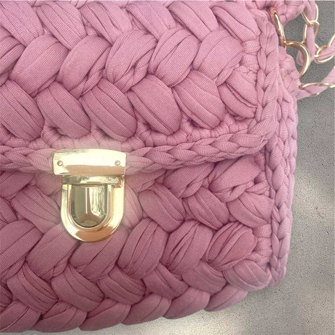 Borsa all'uncinetto rosa malva