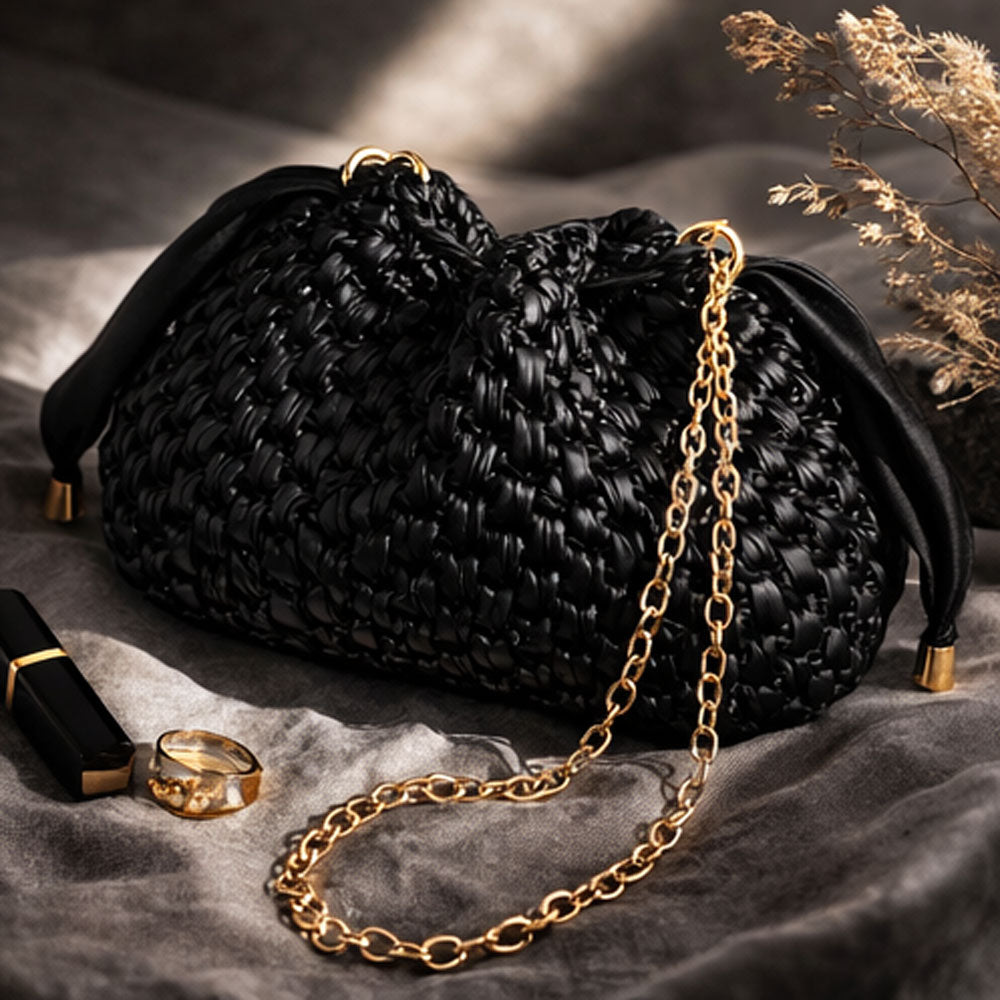 Borsa Secchiello in Ecopelle Nera Pouch Uncinetto Stile Bottega