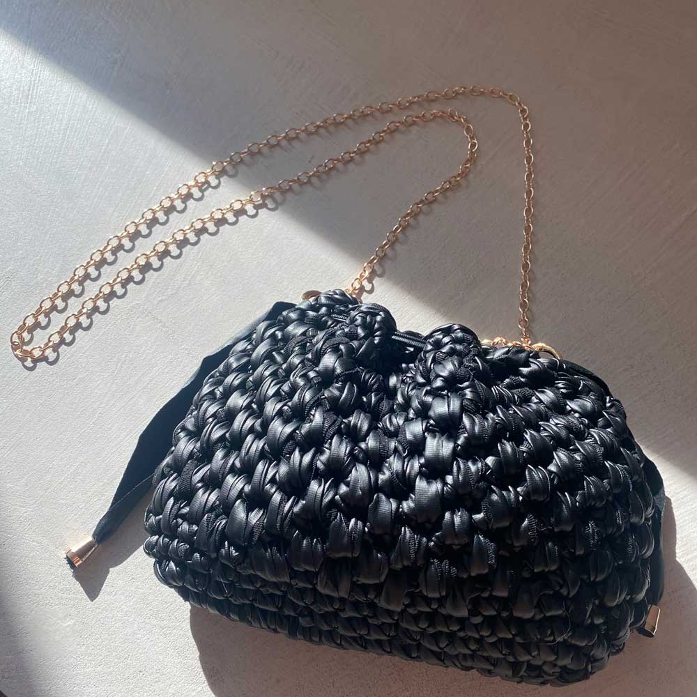 Borsa Secchiello in Ecopelle Nera Pouch Uncinetto Stile Bottega