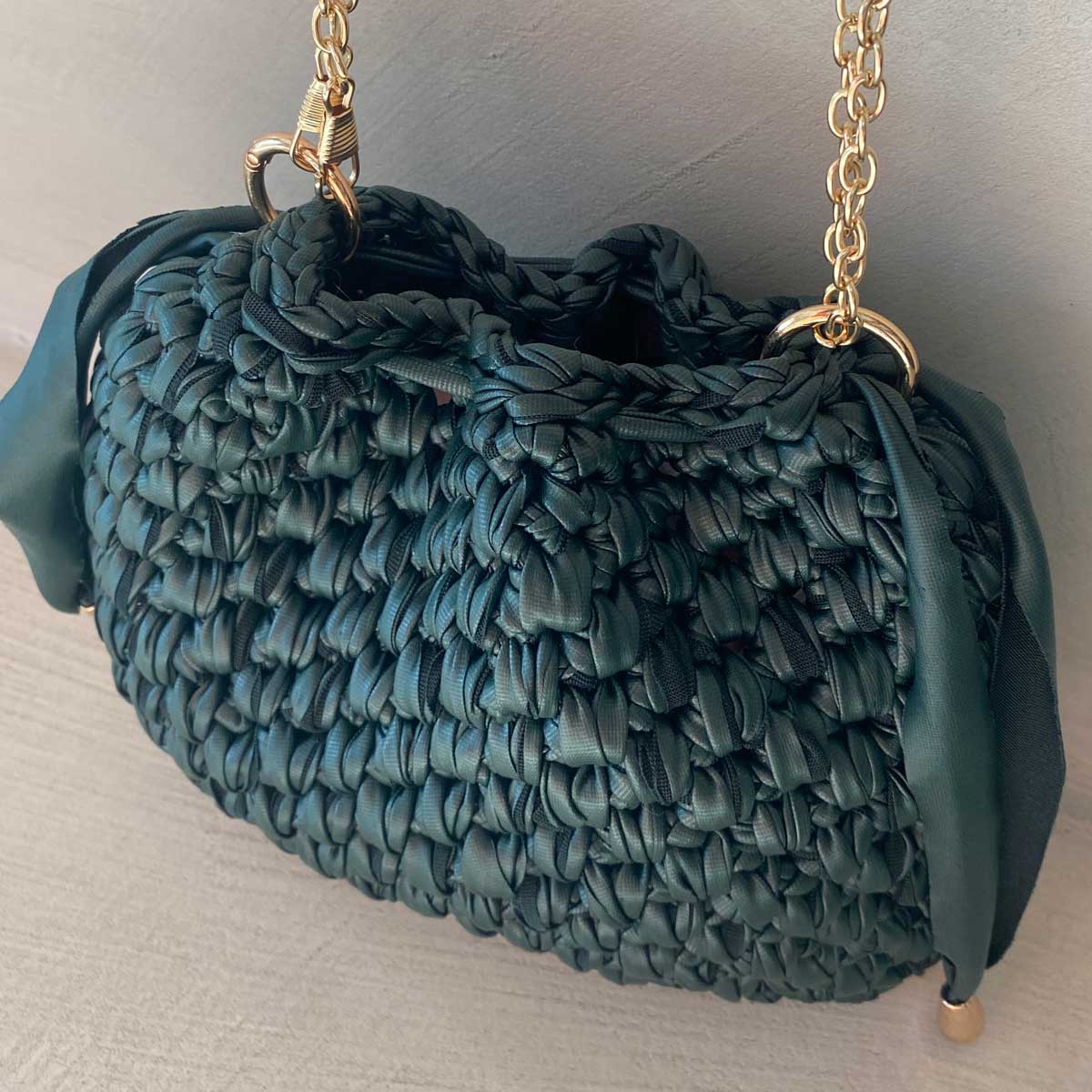 Borsa Secchiello in Ecopelle Verde Pouch Uncinetto Stile Bottega