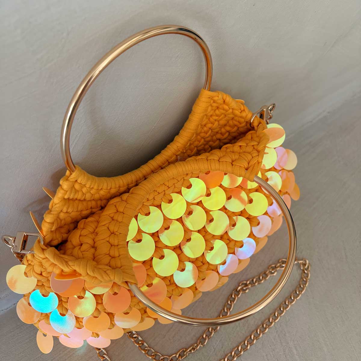 Borsa Uncinetto Crochet con Paillettes Olografiche Arancione Manici Anello