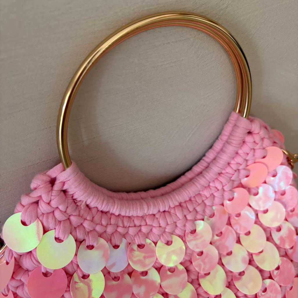 Borsa Uncinetto Crochet Rosa con Paillettes Olografiche Manici Anello