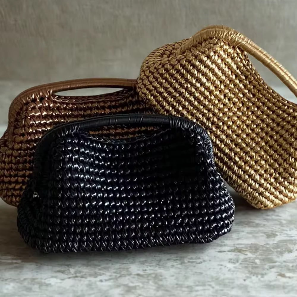 Borsa clutch all’uncinetto effetto pelle metallizzata personalizzabile