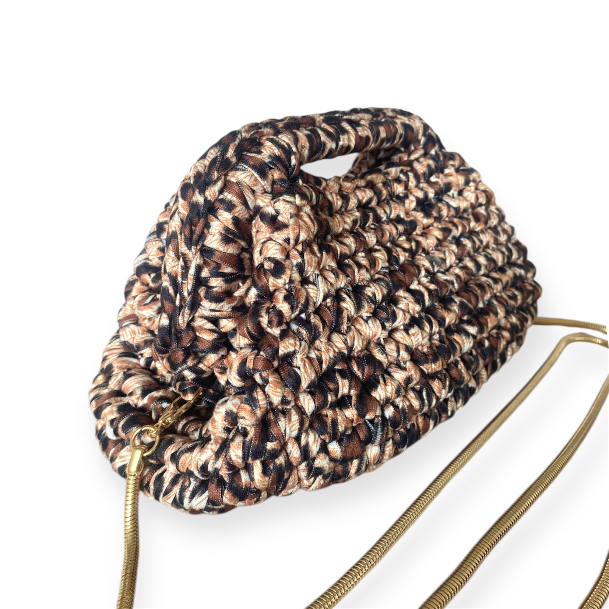 Borsa clutch all’uncinetto in fettuccia maculata animalier leopardo personalizzabile con iniziale