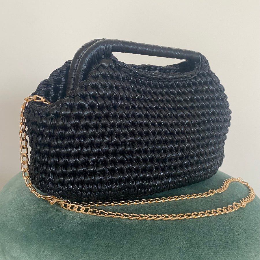 Borsa clutch all’uncinetto in fettuccia metallizzata similpelle nero personalizzabile