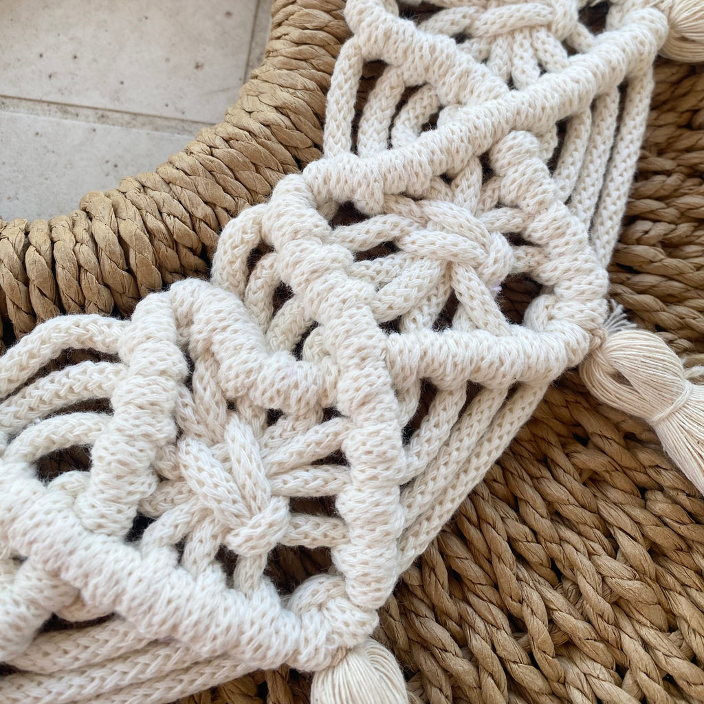 Macrame Dust Ruffle Borsa in Paglia con Decorazione Boho in Macramè – DUST/ROSE