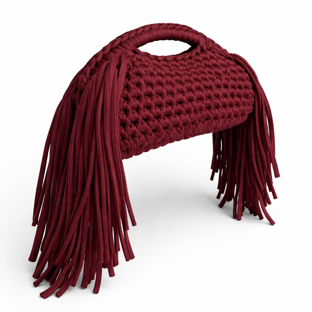 Clutch bag all'uncinetto fatta a mano bordeaux con frange