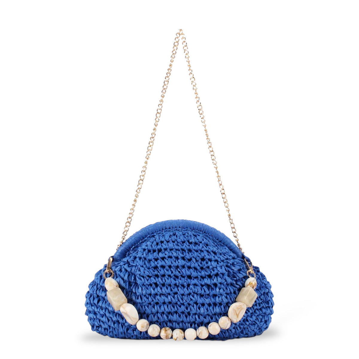 Clutch in rafia all’uncinetto blu con manico in pietra naturale
