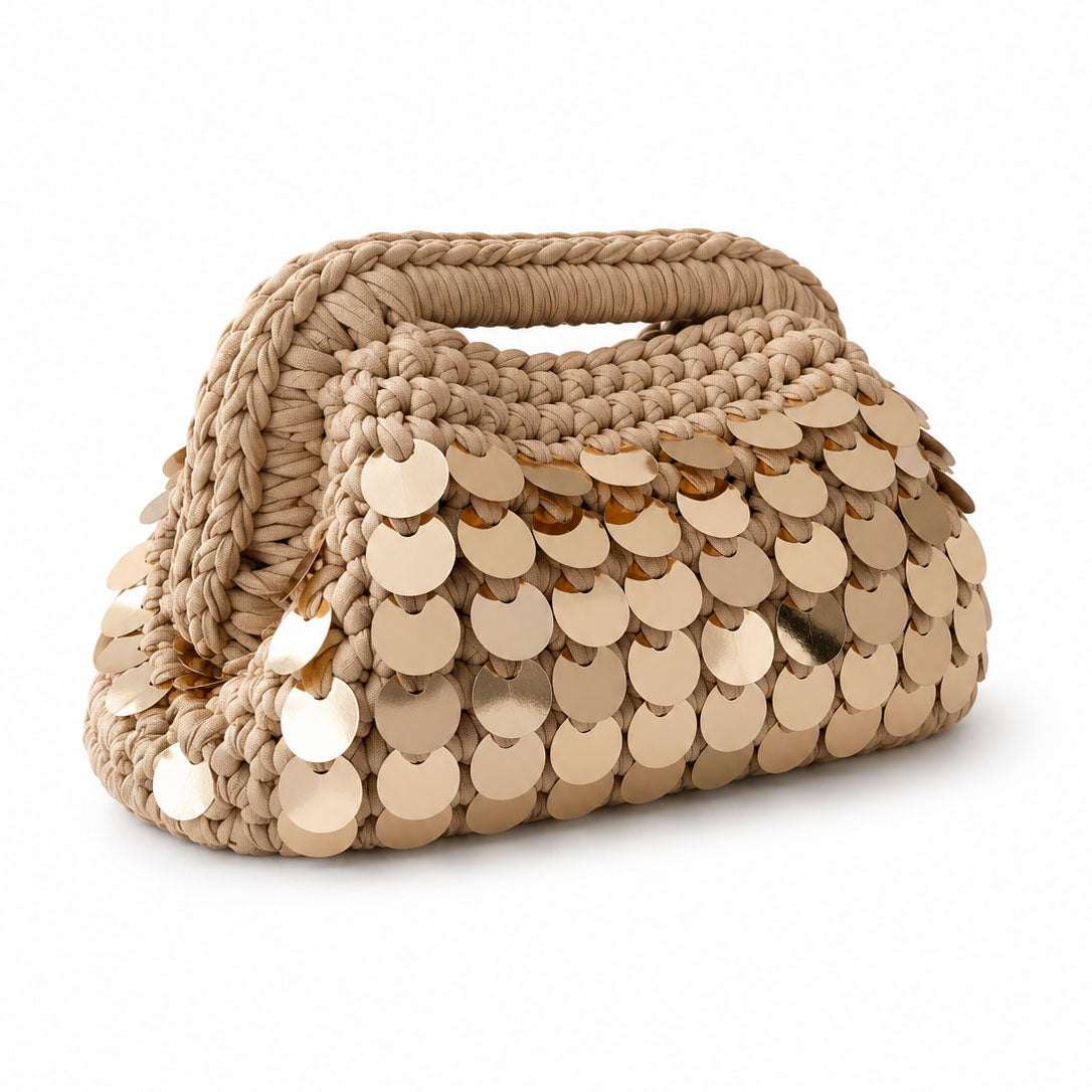 Clutch bag all'uncinetto con paillettes oro