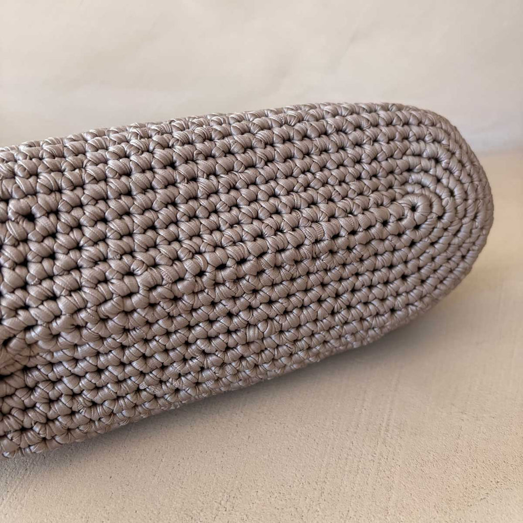 Clutch Crochet Grigia Borsa all’uncinetto in Pelle Made in Italy