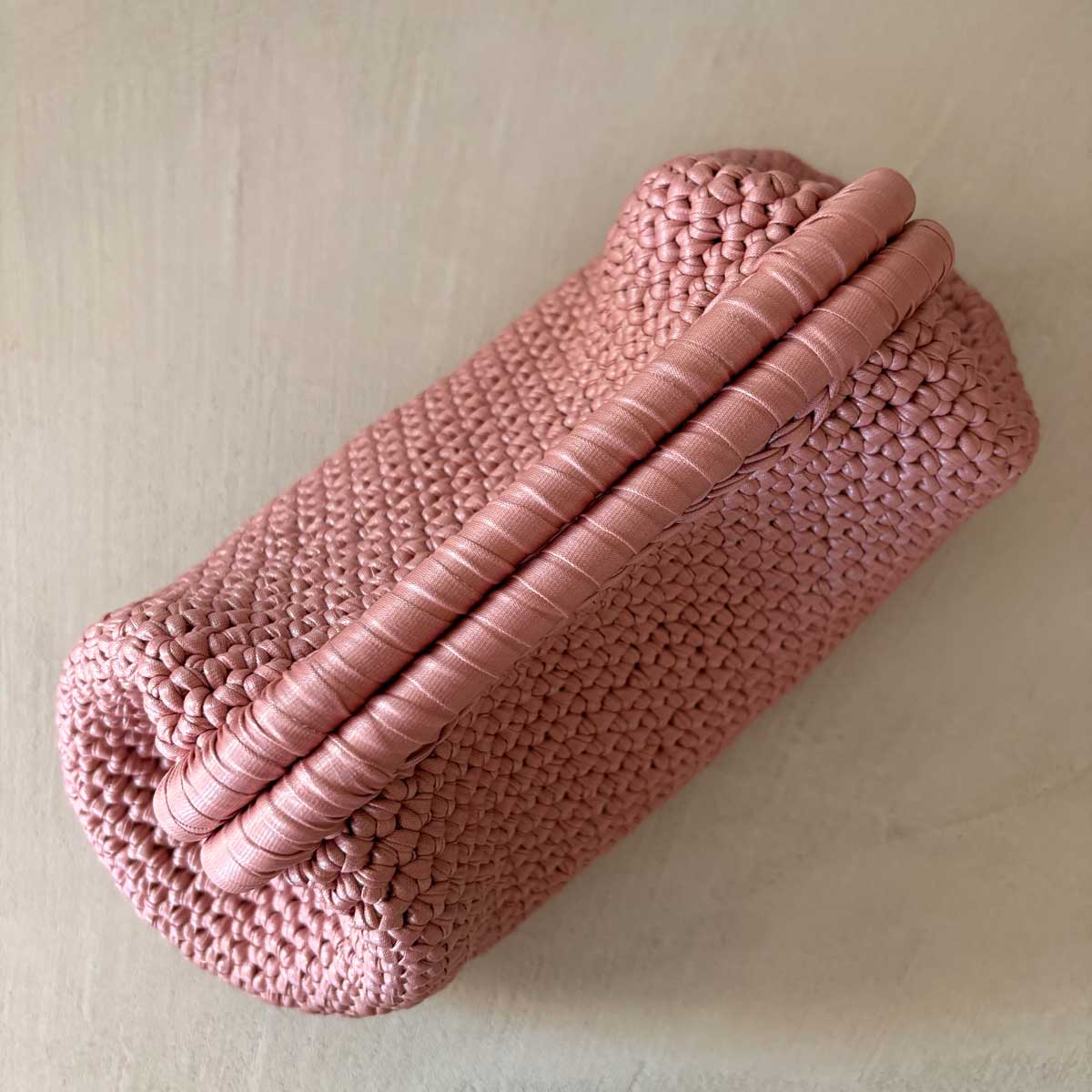 Clutch Crochet Rosa Borsa all’uncinetto in Pelle Made in Italy