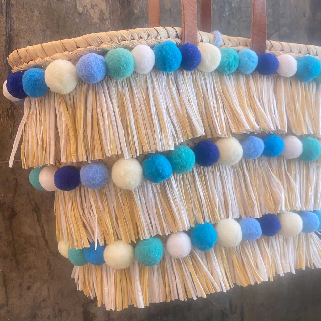 Coffa siciliana decorata borsa in paglia con frange e pon pom colorati personalizzati