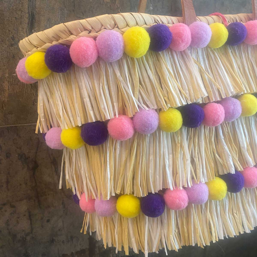 Coffa siciliana decorata borsa in paglia con frange e pon pom colorati personalizzati