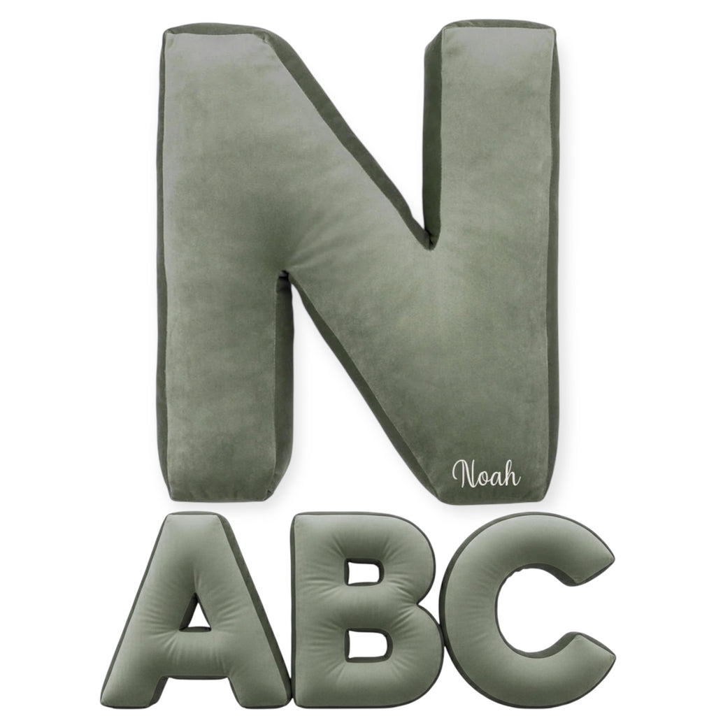 Cuscino Personalizzato a Forma di Lettera Alfabeto Iniziale Velluto Verde Salvia