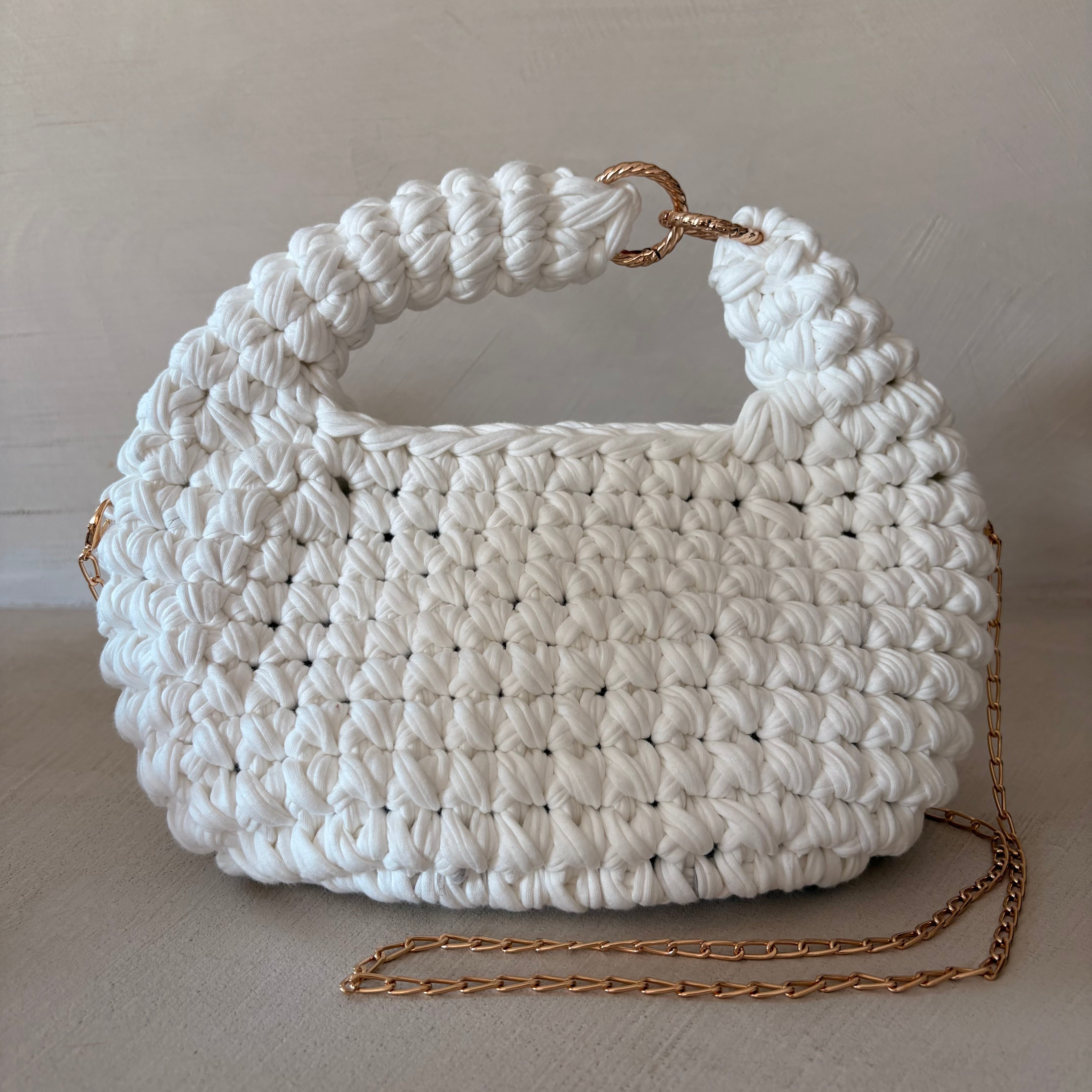 Hobo bag all'uncinetto panna