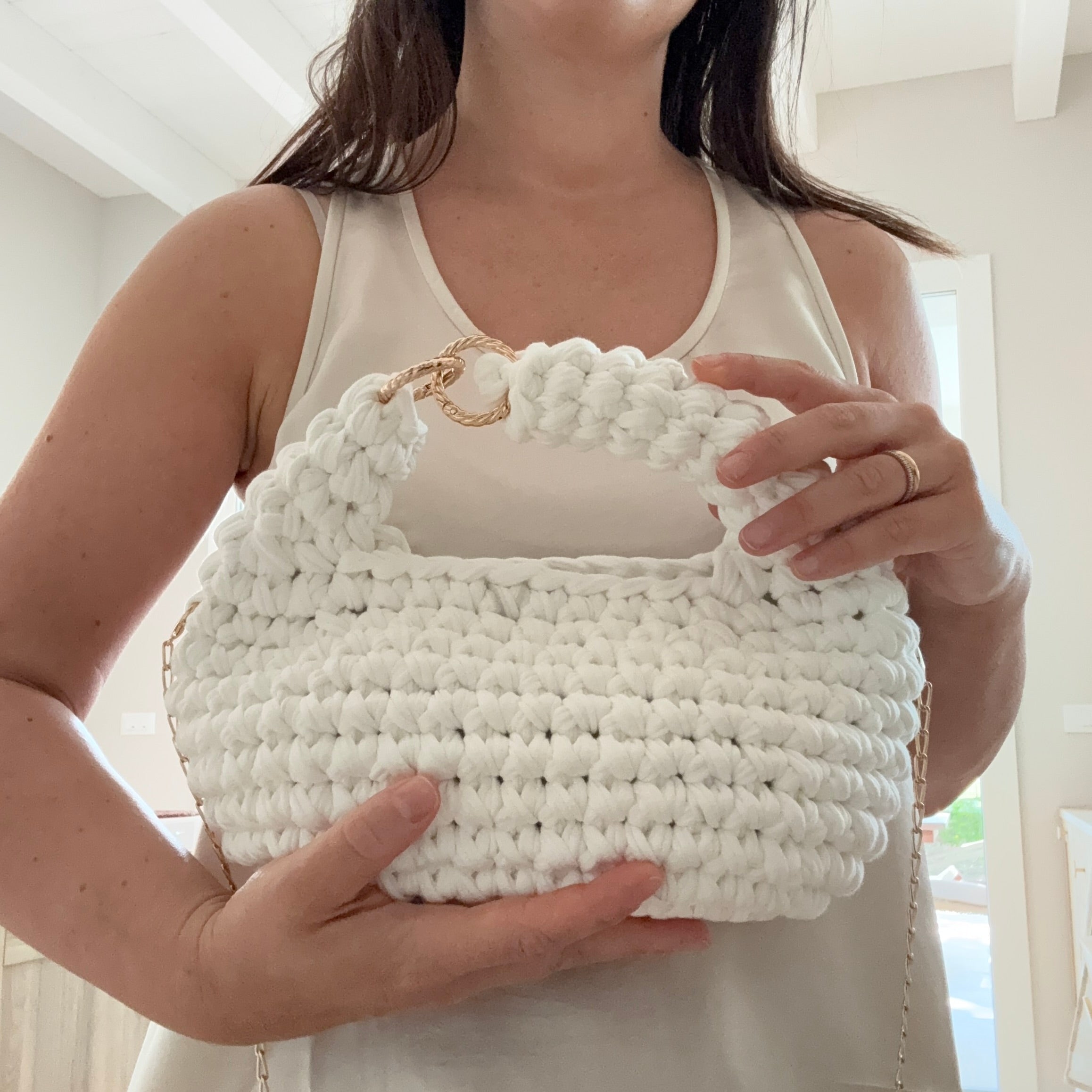 Hobo bag all'uncinetto panna