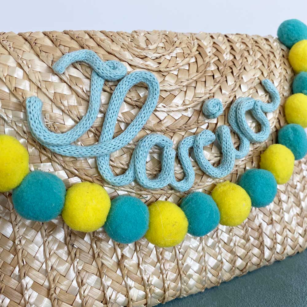 Pochette in paglia con nome personalizzato