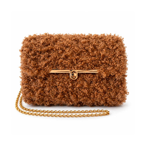 Pochette Teddy Bouclé Caramello – Borsa a Mano e Tracolla Crochet Fatta a Mano in Italia