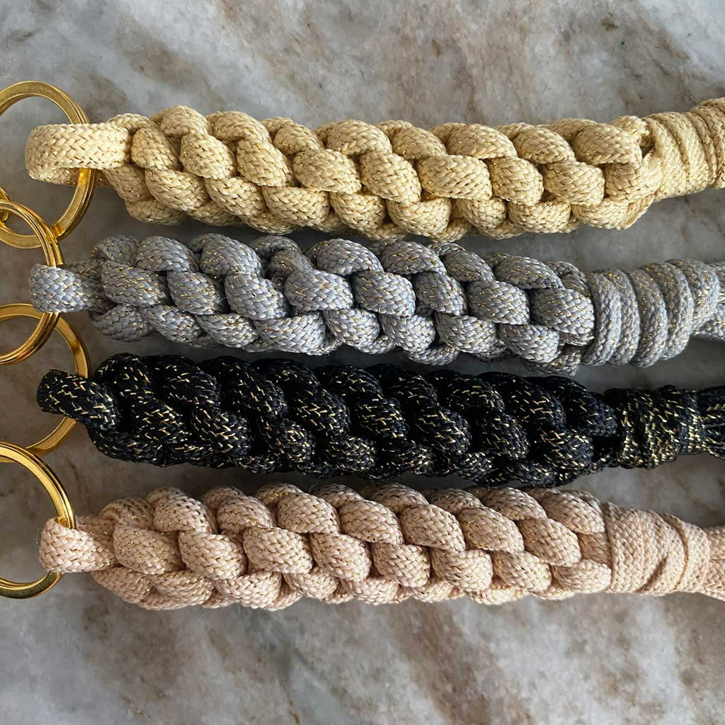 Portachiavi con iniziale charms da appendere alla borsa 