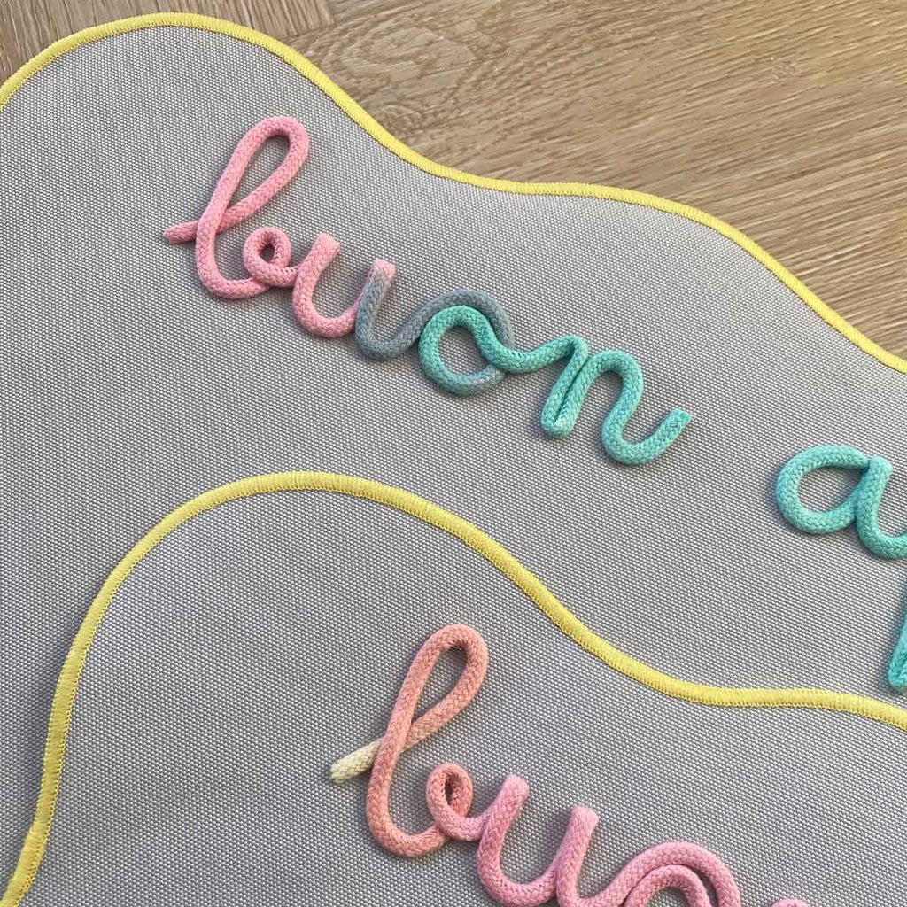 Tovaglietta Americana Grigia Personalizzata con Ricamo Nome